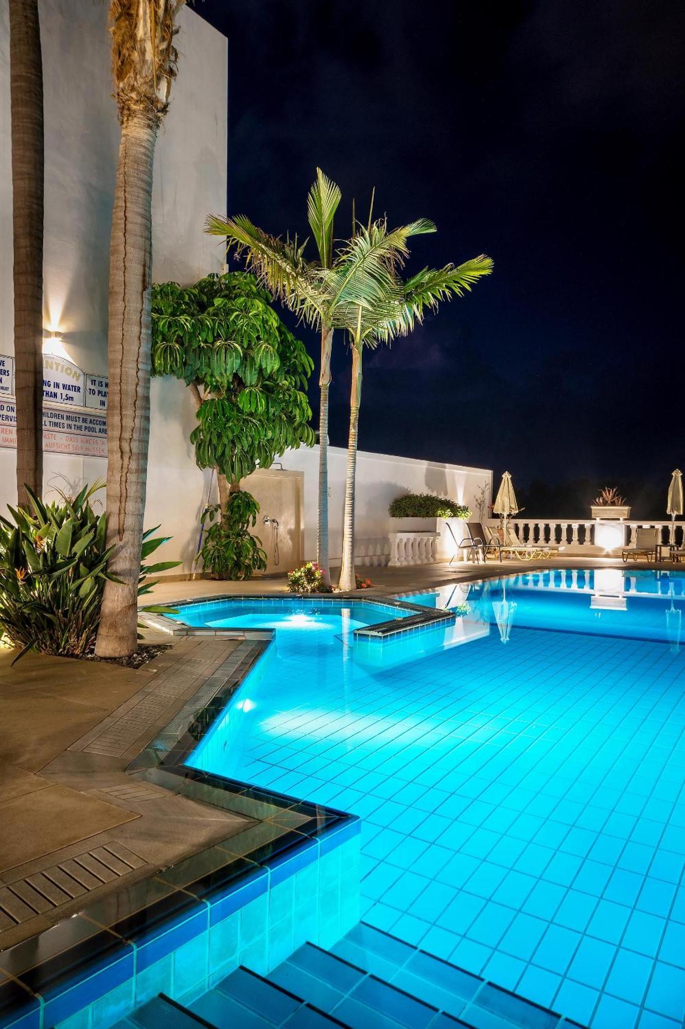 Malia Mare Hotel Εξωτερικό φωτογραφία